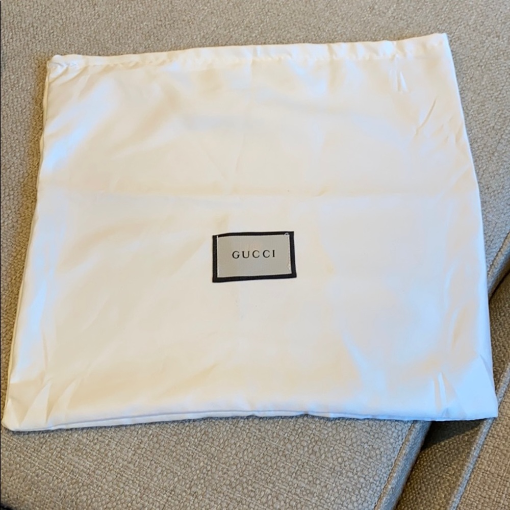 Gucci dust bag